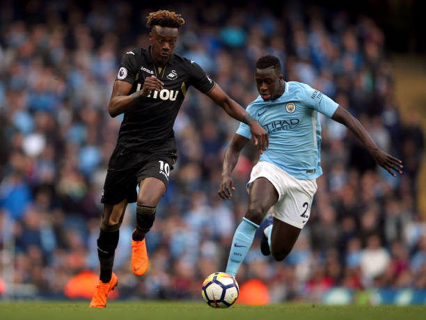 晉級並告知 晉級並告知