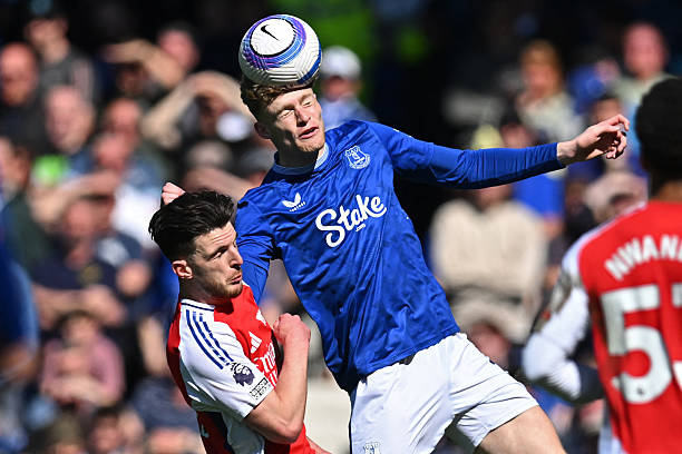 够在关键时 够在关键时