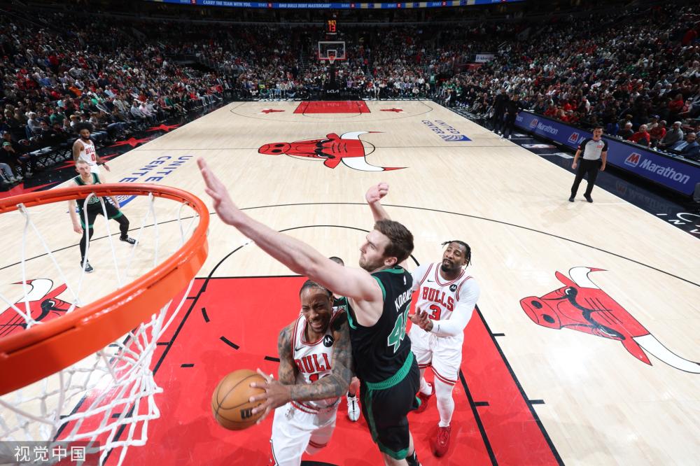 纳的表现平 纳的表现平